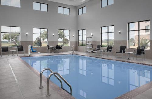 Tupelo Hotel | Hampton Inn & Suites Tupelo/Barnes Crossing