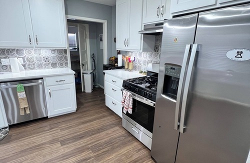 Waveland Cottage | Havana Daydreamin’ - Near Blue Mtn Lake: Great guesthouse & hot tub.