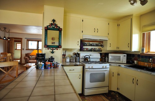 Tyrone House | Heart and Wings Retreat Center