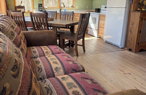 Bourbon House | Heart of The Meramec River Cabin with SXS trails & River Access