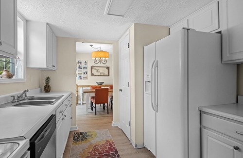Harkers Island House | High Tider-Pet Friendly Home in Harkers Island, NC