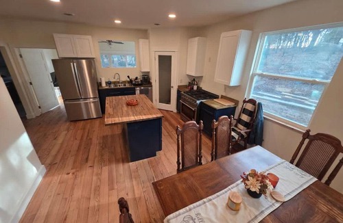 Eufaula House | Hilltop Stargazer 5BR Family Retreat Lake Eufaula
