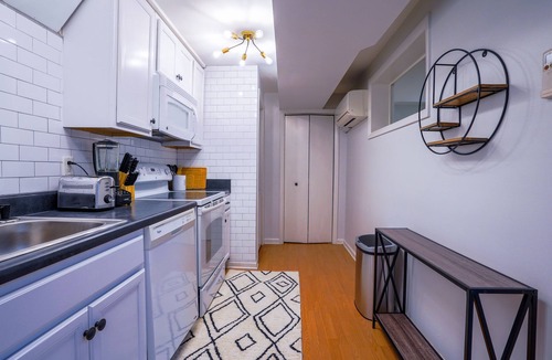Hillwood House | Hillwood Nest | Pet Friendly