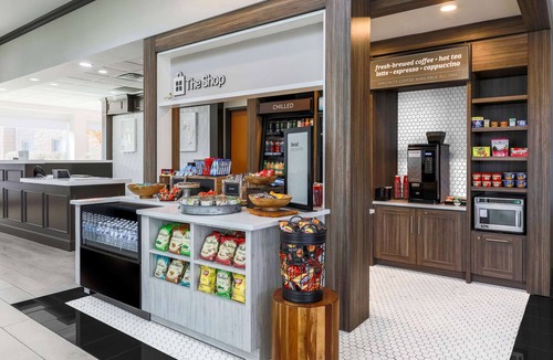South Tulsa Hotel | Hilton Garden Inn Tulsa South