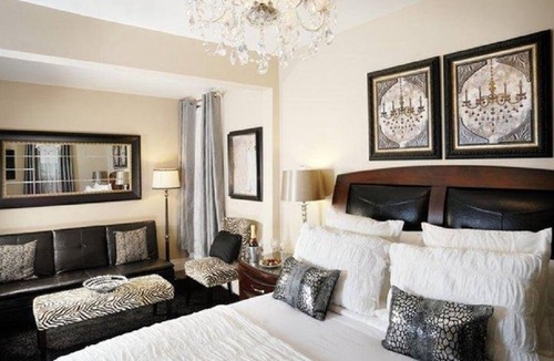 Downtown Branson Hotel | Historic Boutique Hotel