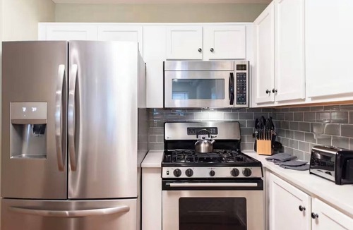 Cherokee Triangle Condo | Historic District Townhouse in City BEST Location-Highland-Nulu-Bardstown Road