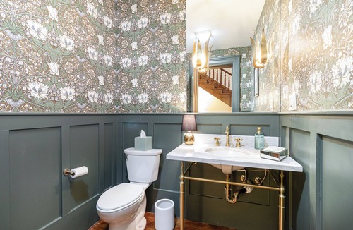 Warsaw House | Historic Home & Farm in Bourbon Country