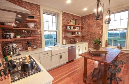 Shelbyville House | Historic Home Farm Stay in the Heart of Bourbon Country