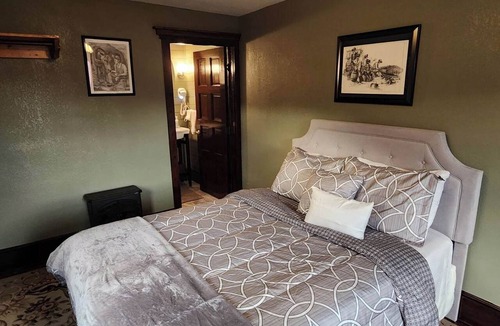 Matewan Cabin | Historic Matewan House Lodging
