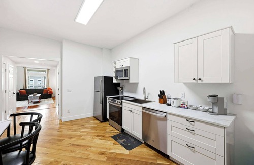 Shelby Park House | Historic Old Louisville retreat near downtown!