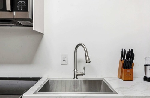 Shelby Park House | Historic Old Louisville retreat near downtown!
