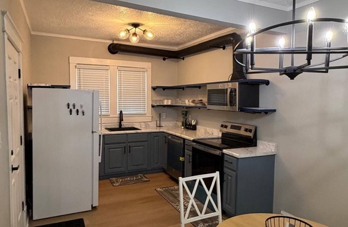 Tupelo Apartment | Historical Apartment #1 - Sleeps 3-6 in Tupelo