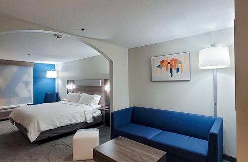 Enid Hotel | Holiday Inn Express Hotel & Suites Enid - Highway 412 by IHG