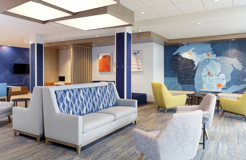 Bellevue Hotel | Holiday Inn Express Hotel & Suites Cincinnati Se Newport by IHG