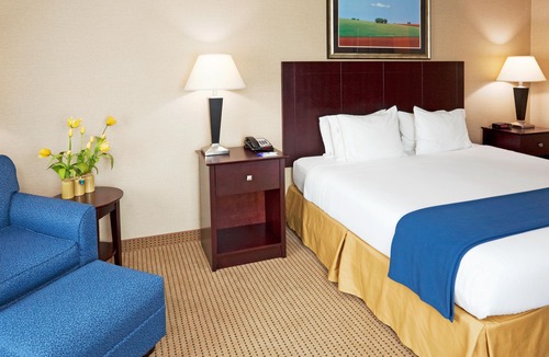 Bellevue Hotel | Holiday Inn Express Hotel & Suites Cincinnati Southeast Newport, an Ihg Hotel