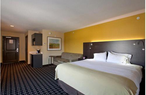 Newton Hotel | Holiday Inn Express Newton by IHG