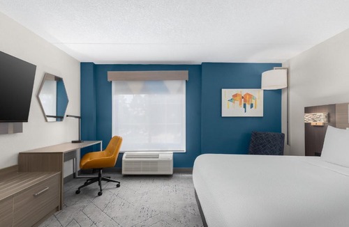 White Station Hotel | Holiday Inn Express & Suites Memphis East by IHG