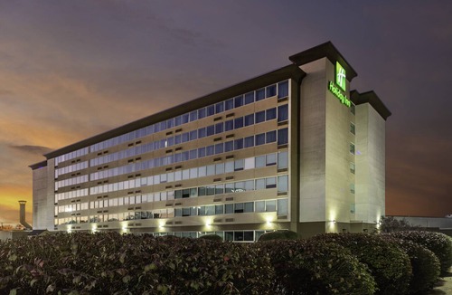 Jeffersontown Hotel | Holiday Inn Louisville East - Hurstbourne by IHG