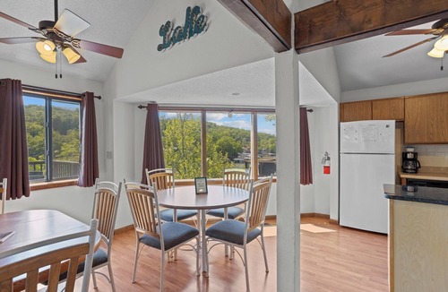 Osage Beach Villa | Holiday Shores 30 - Three Bedroom Villa, Sleeps 8
