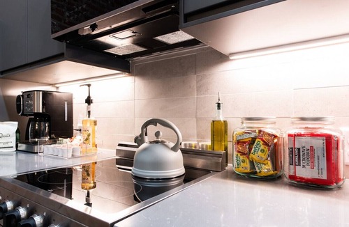 Downtown Louisville Apartment | Hollyhock Suite 503: 2 bed/1 bath