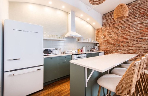 Downtown Louisville Apartment | Hollyhock Suite 507: 3 bed/2 bath