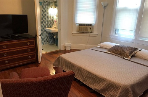 Norwood Apartment | Home 4 Now "Just 4 U"