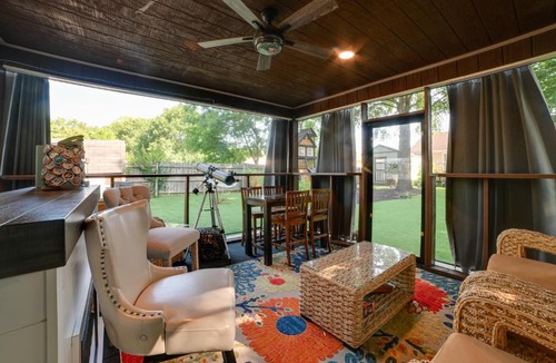 Clarksville House | Home w/Hot Tub, Playset & Grills in Clarksville!