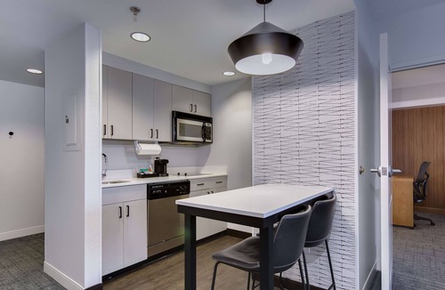 Lyndon Hotel | Homewood Suites by Hilton Louisville-East