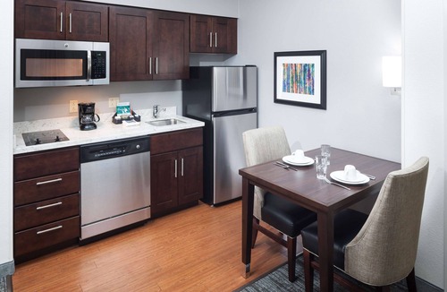 Graysville Hotel | Homewood Suites by Hilton Chattanooga - Hamilton Place