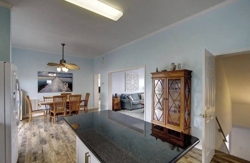 Hatteras House | Hot Tub/5 BR/4.5 Bath/Steps to the beach
