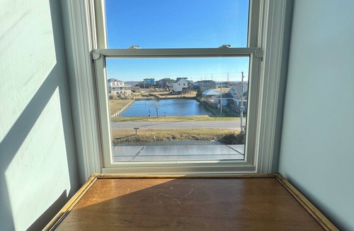 Hatteras House | Hot Tub/5 BR/4.5 Bath/Steps to the beach