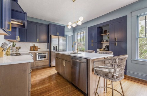 Shelbyville Apartment | Hot Tub Fire Pit Game Room and EV Charger