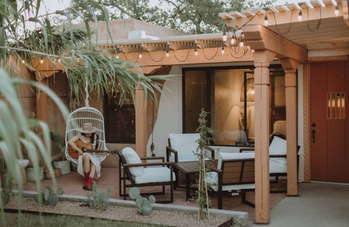 Old Town Apartment | Hot Tub + Pool! Coyote Suite at The Desert Compass in Old Town