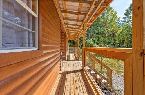 Campton House | Hot Tub - Sit and Stay Cabin in Red River Gorge KY