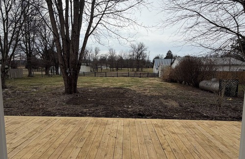 Coxs Creek House | Hot Tub- Sleeps 8- Bourbon Trail- Historic Home