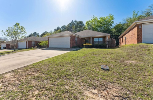 Oxford House | Hotty Toddy get away in Oxford!