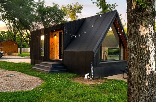 Bull Creek House | House ∙ 1 bedroom ∙ 3 guests