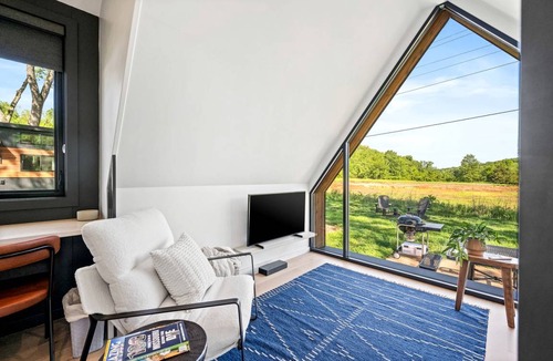 Bull Creek House | House ∙ 1 bedroom ∙ 3 guests