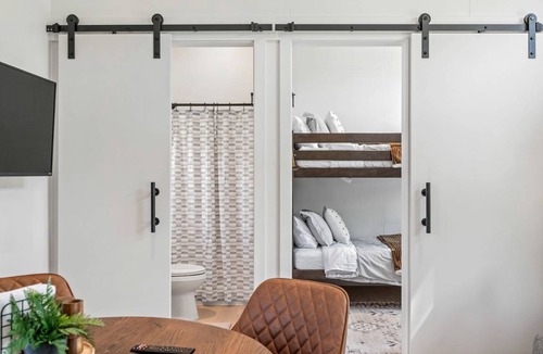 Bull Creek House | House ∙ 1 bedroom ∙ 6 guests