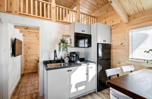 Bull Creek House | House ∙ 3 bedrooms ∙ 6 guests