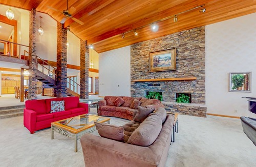 Branson House | House ∙ 4 bedrooms ∙ 10 guests