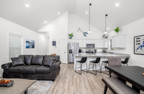 Lampe House | House ∙ 4 bedrooms ∙ 9 guests