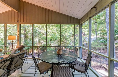 Pasture Gate House | Hummingbird Haven | Cove to Main Lake Views