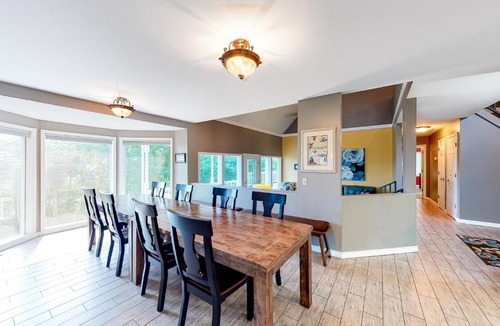 Branson House | Hummingbird Hills Hangout