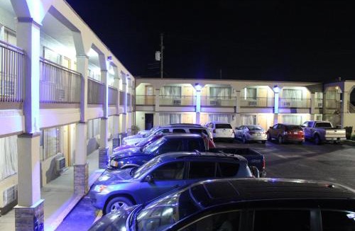 Hutchinson Hotel | Hutchinson Inn