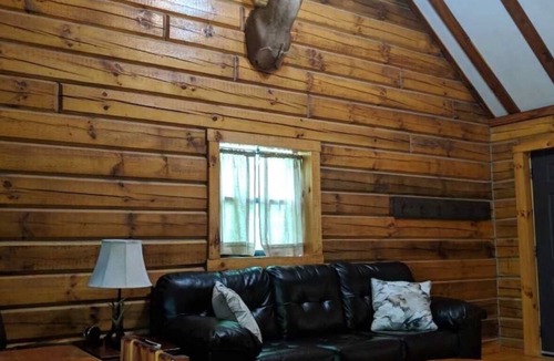 Mauckport Cabin | Immerse yourself in nature at High Ridge Cabin 3