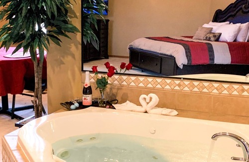 Branson Bed & Breakfast | Incredible Setting In The Ozark Mountains ~ Just Minutes From Branson
