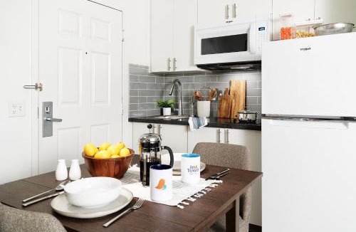 Buechel Hotel | InTown Suites Extended Stay Louisville KY - Airport