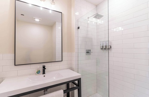 Frankfort Hotel | Junior Suite, Queen