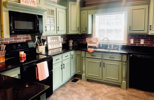 Lookout Mountain Cottage | Just 20 Minutes to the New Chattanooga Lookouts Stadium!